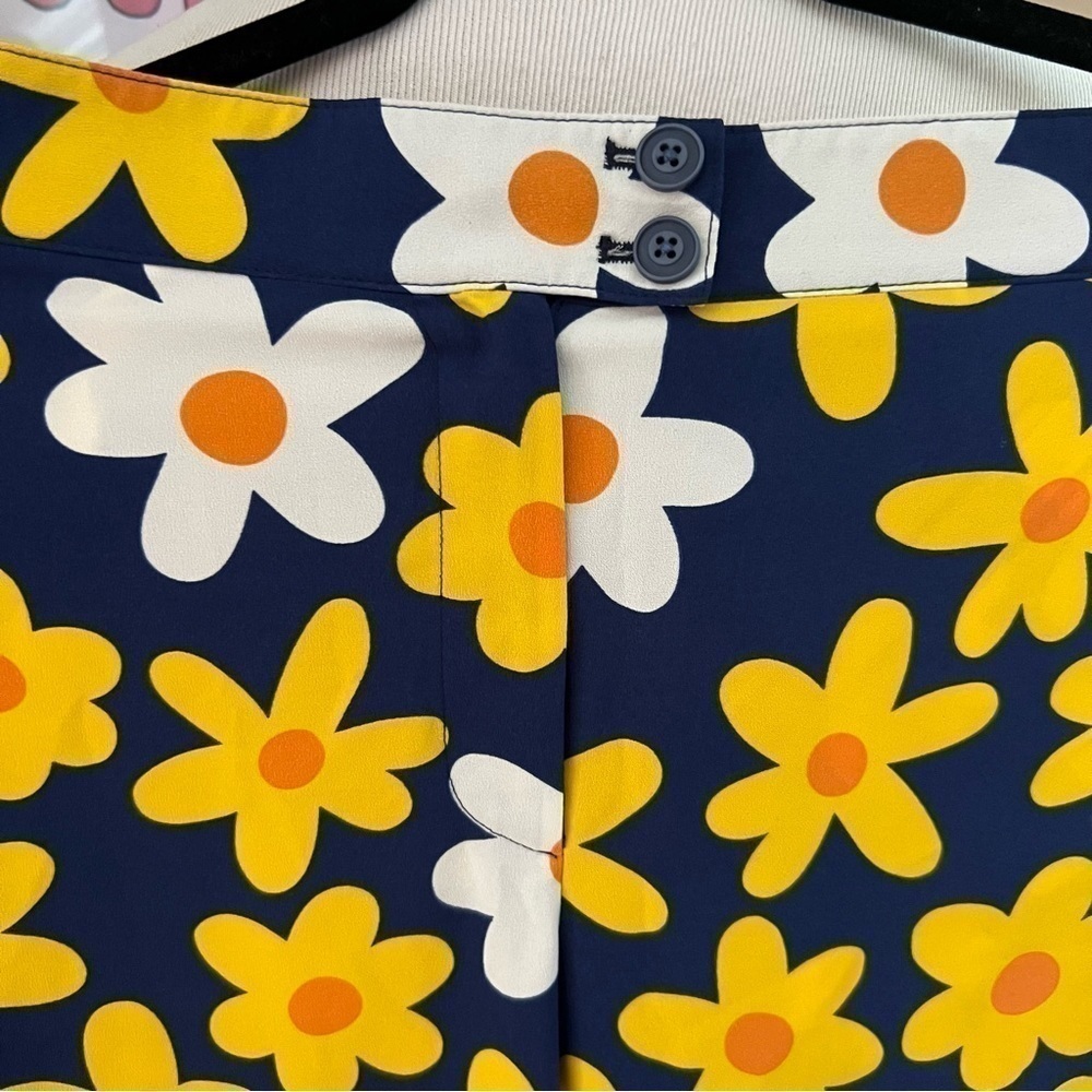 Modcloth: Navy, Yellow, Orange and White Daisy Classic Calls Back Wide-Leg Pants - Picture 5 of 13